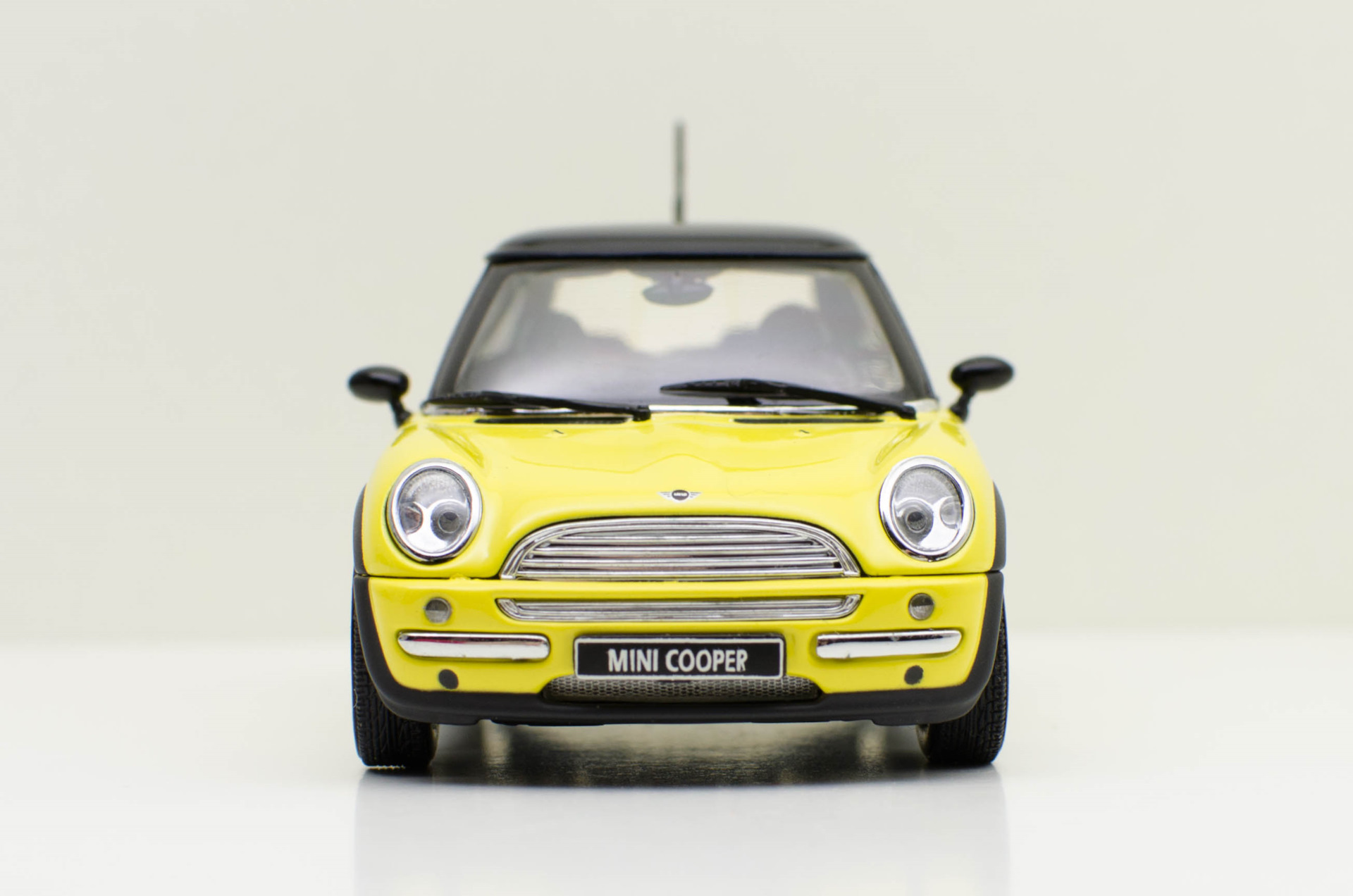 2001 Mini Cooper 1:43 AutoArt — Сообщество «Масштабные Модели» на DRIVE2