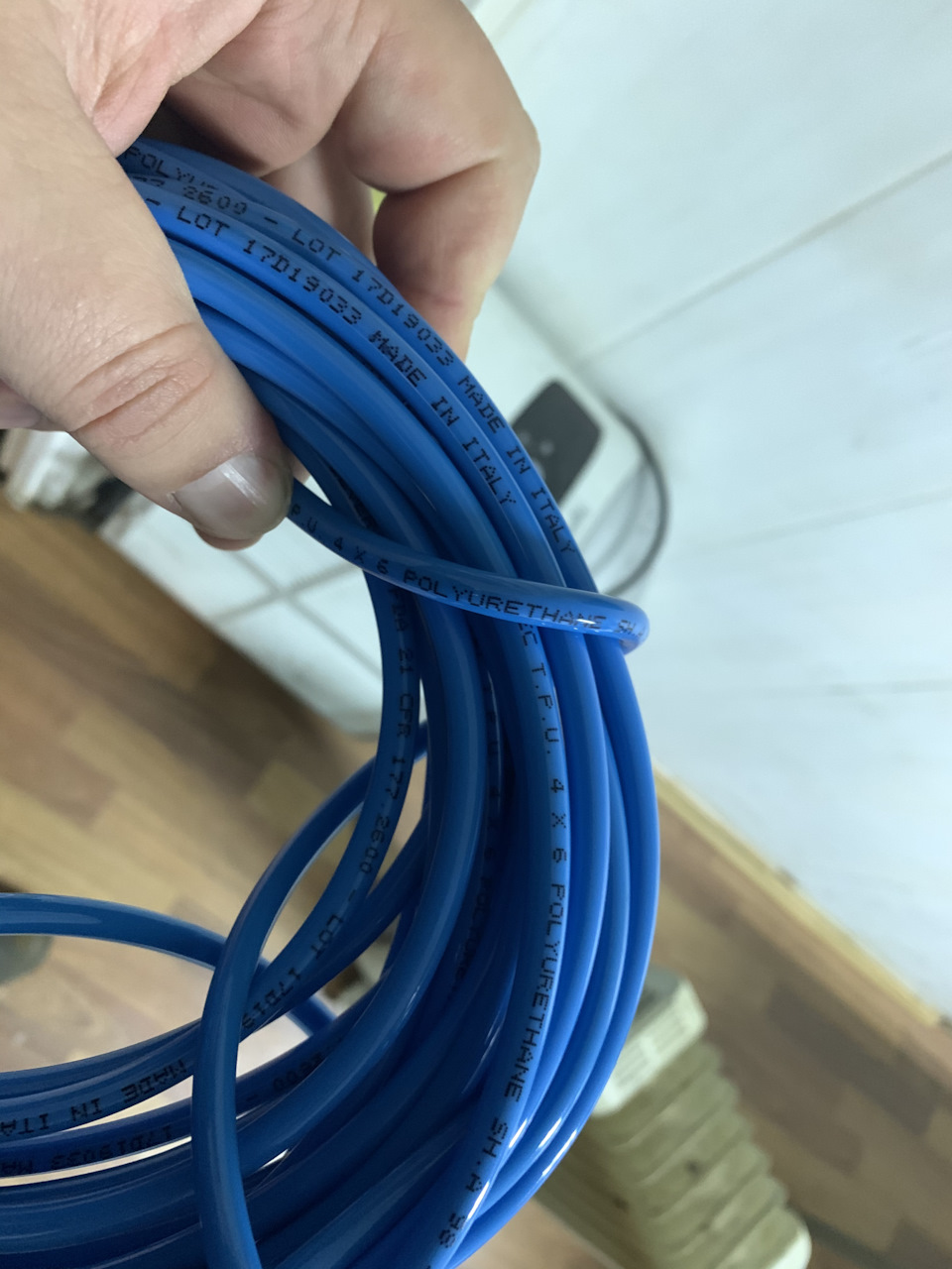 Дребезг стёкол — Lada Гранта (2-е поколение), 1,6 л, 2019 года ...