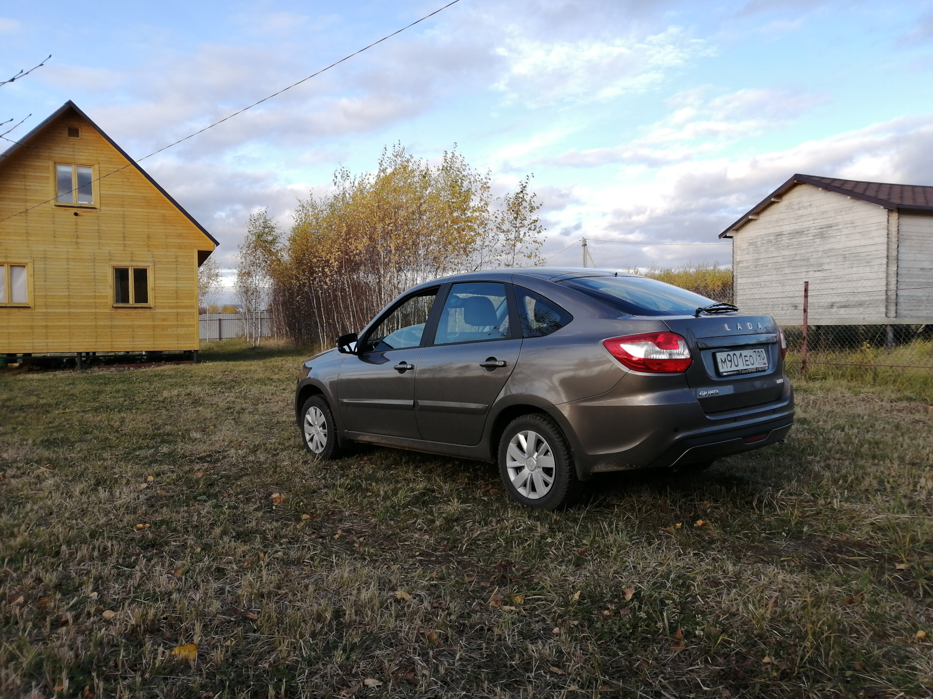 Первые впечатления — Lada Гранта Лифтбек (2-е поколение), 1,6 л, 2020 года  | наблюдение | DRIVE2