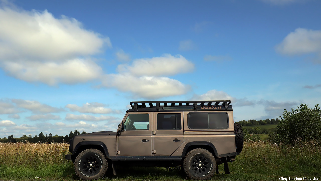 Land Rover Defender 2.2 дизельный 2011 | 