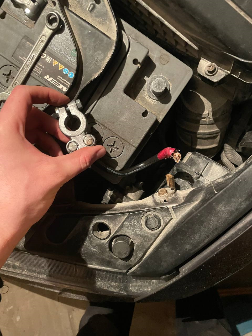 Замена датчика давления масла — Honda Accord (7G), 2 л, 2007 года ...