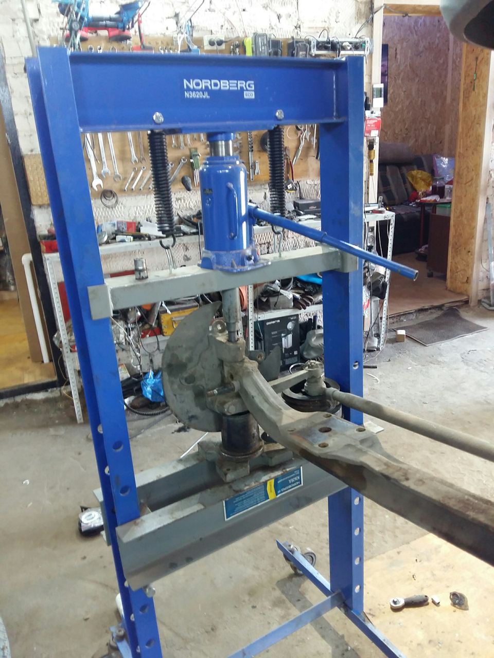 Замена шкворней на ГАЗ! — DRIVE2