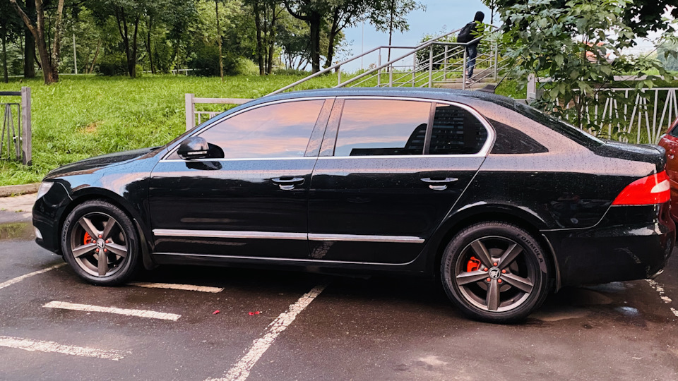 Skoda Superb «Черная Жемчужина»