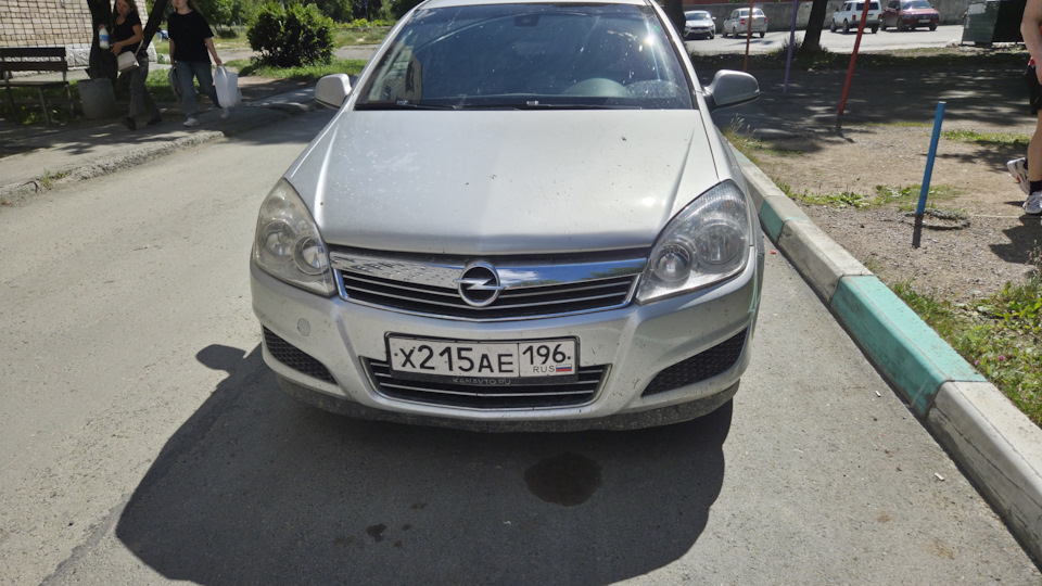 Opel Astra Жопель