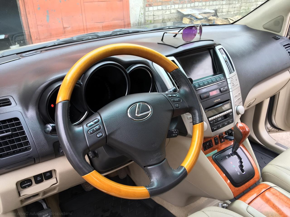 Фото в бортжурнале Lexus RX 400h (2G)