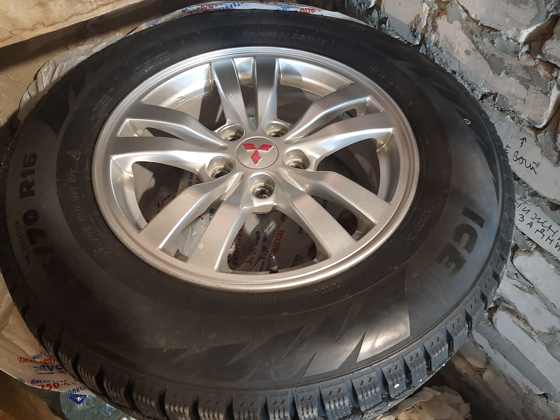 Литые диски — Mitsubishi Outlander (3G), 2 л, 2012 года | колёсные ...