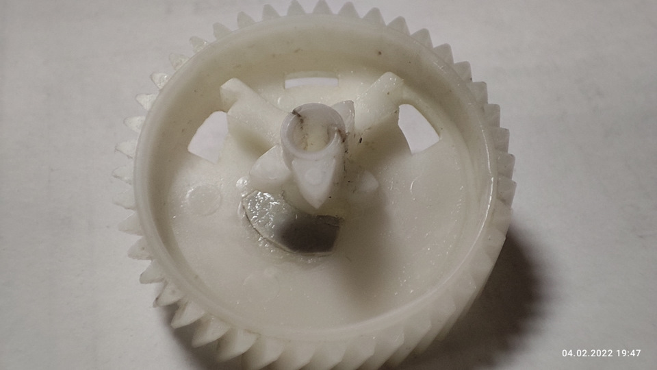 Она же с обратной стороны — Nissan X-Trail II (t31)