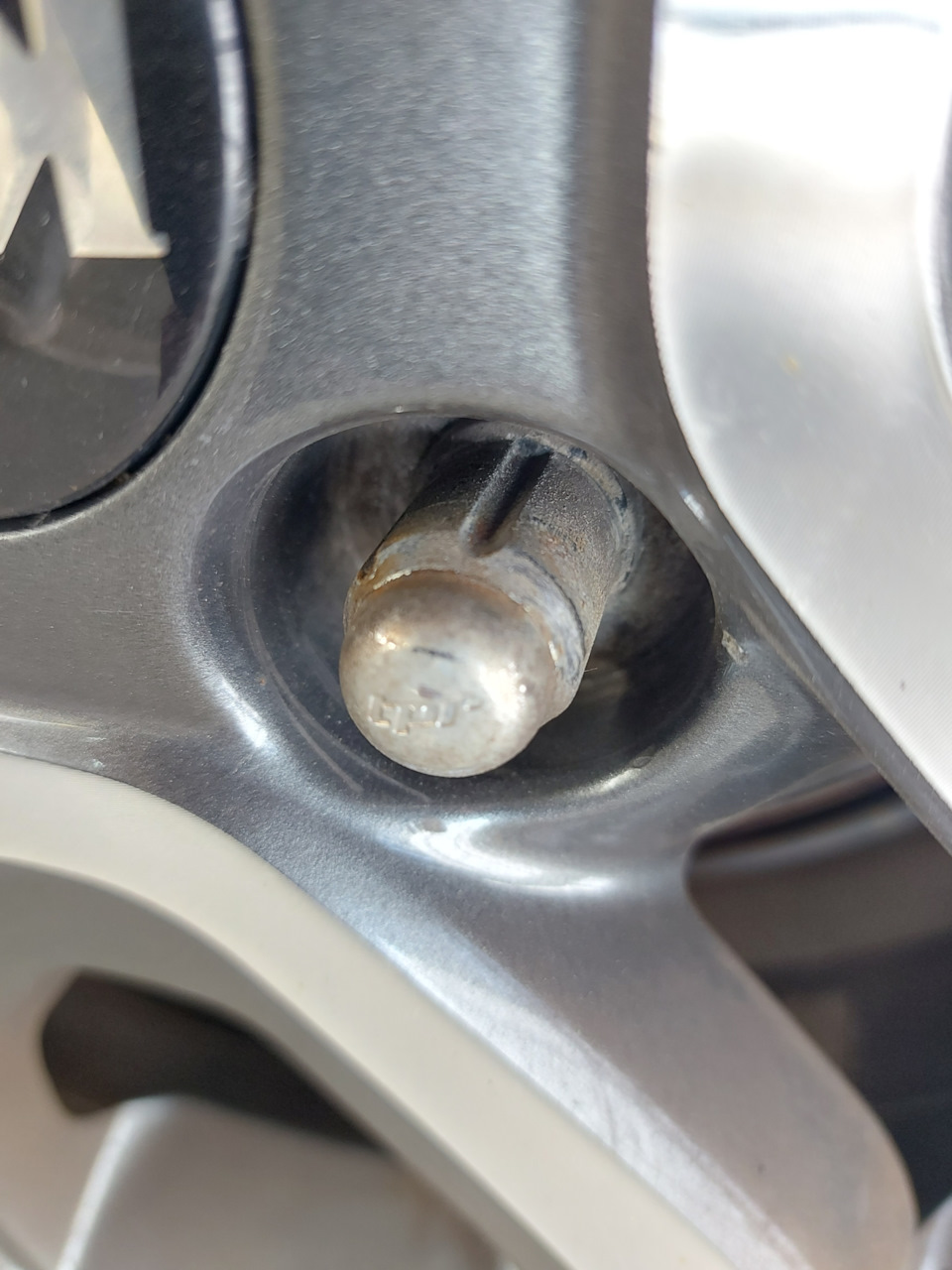 Как снять секретки?! — KIA Picanto (3G), 1,3 л, 2018 года | своими ...