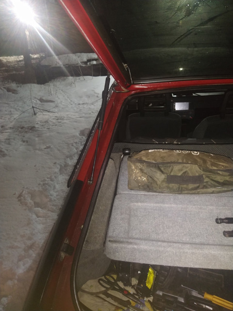 Как правильно устанавливать газовые упоры. Газовый упор капота ff1. Как правильно установить газовый упор багажника. Как правильно установить газовый упор багажника. Как правильно установить газовый упор багажника.