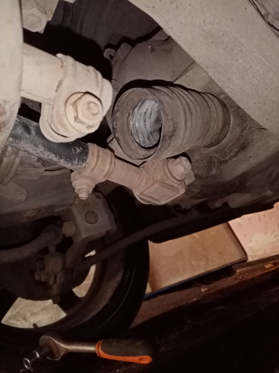 Люфт рычага кпп. — Lada Калина Хэтчбек (1G), 1,6 л, 2011 года | своими ...