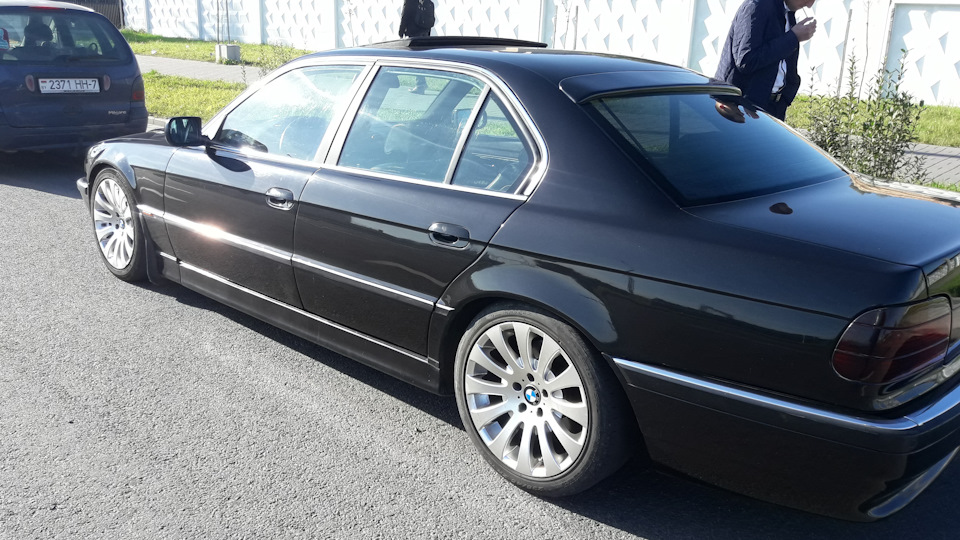 BMW 7 series (E38) 4.0 бензиновый 1995 | 740i на DRIVE2
