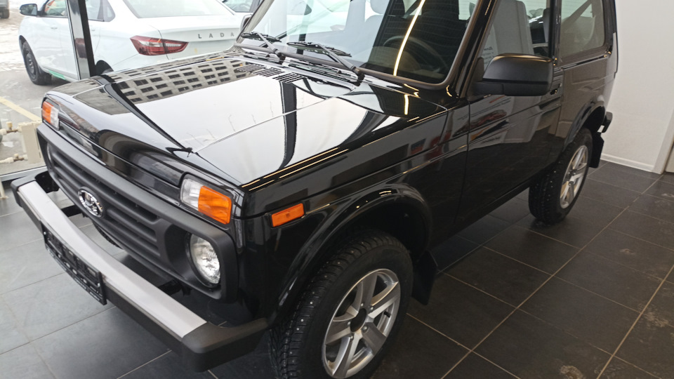 Lada 4x4 3D 1.7 бензиновый 2023 | BLACK PANTERA на DRIVE2