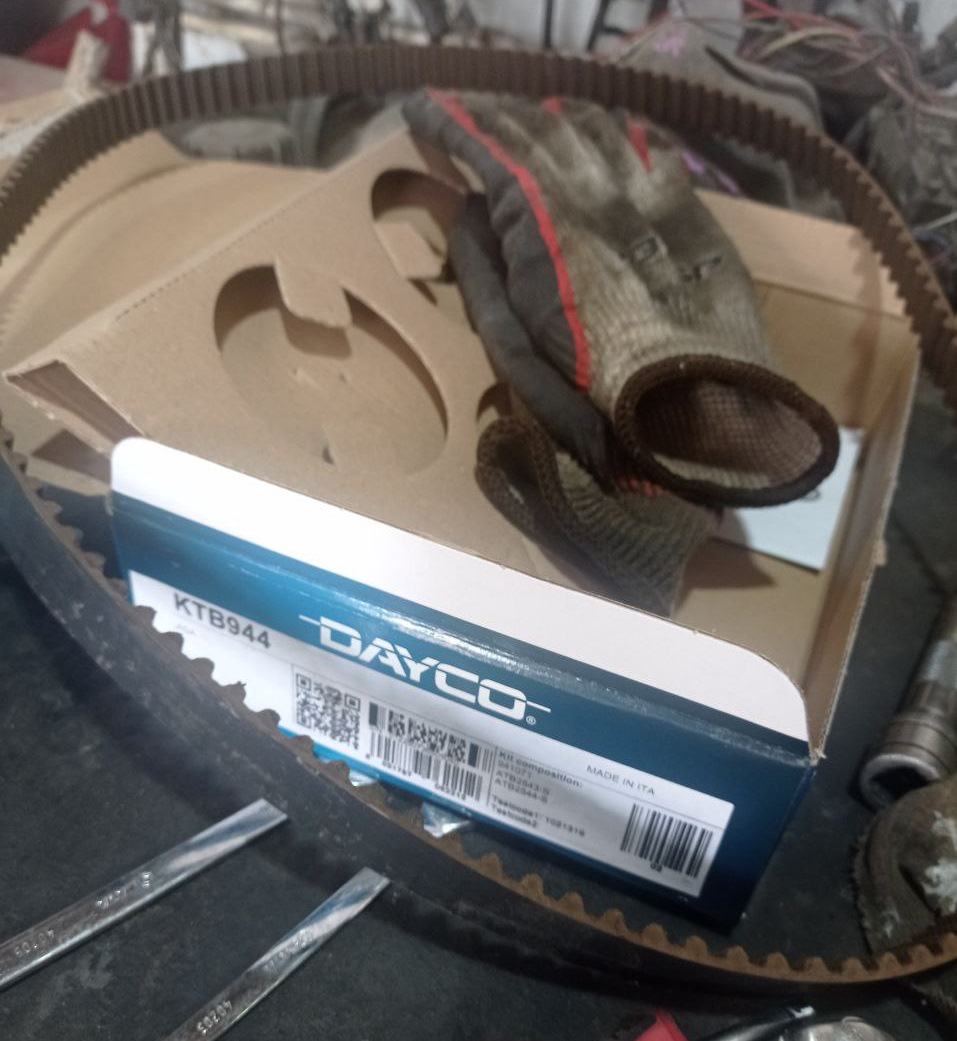 Замена ремней ГРМ, генератора и помпы. — Lada Гранта лифтбек, 1,6 л ...