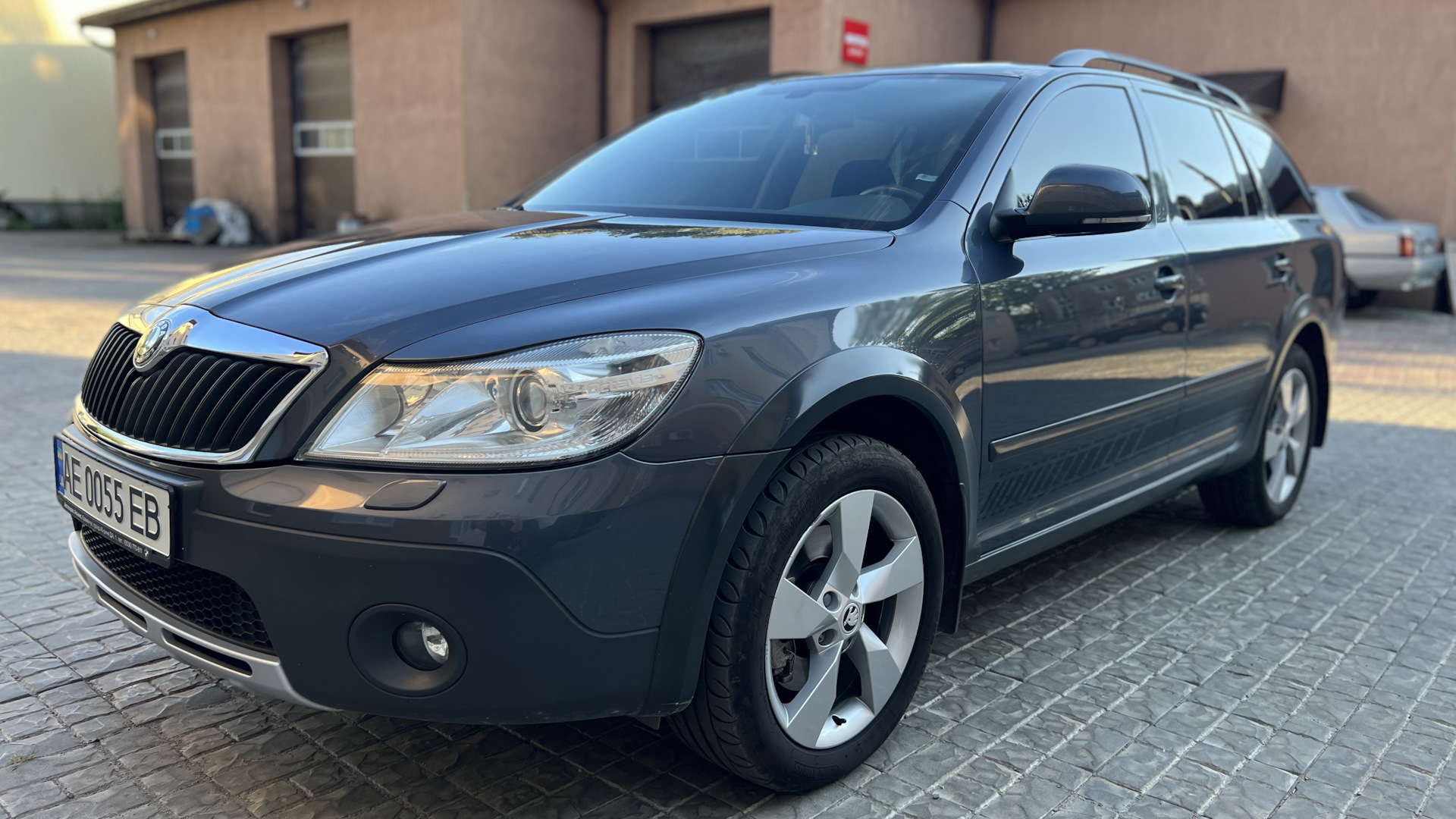 Skoda Octavia Scout A5 Mk2 1.8 бензиновый 2012 | 1.8 TSI st.3 на DRIVE2