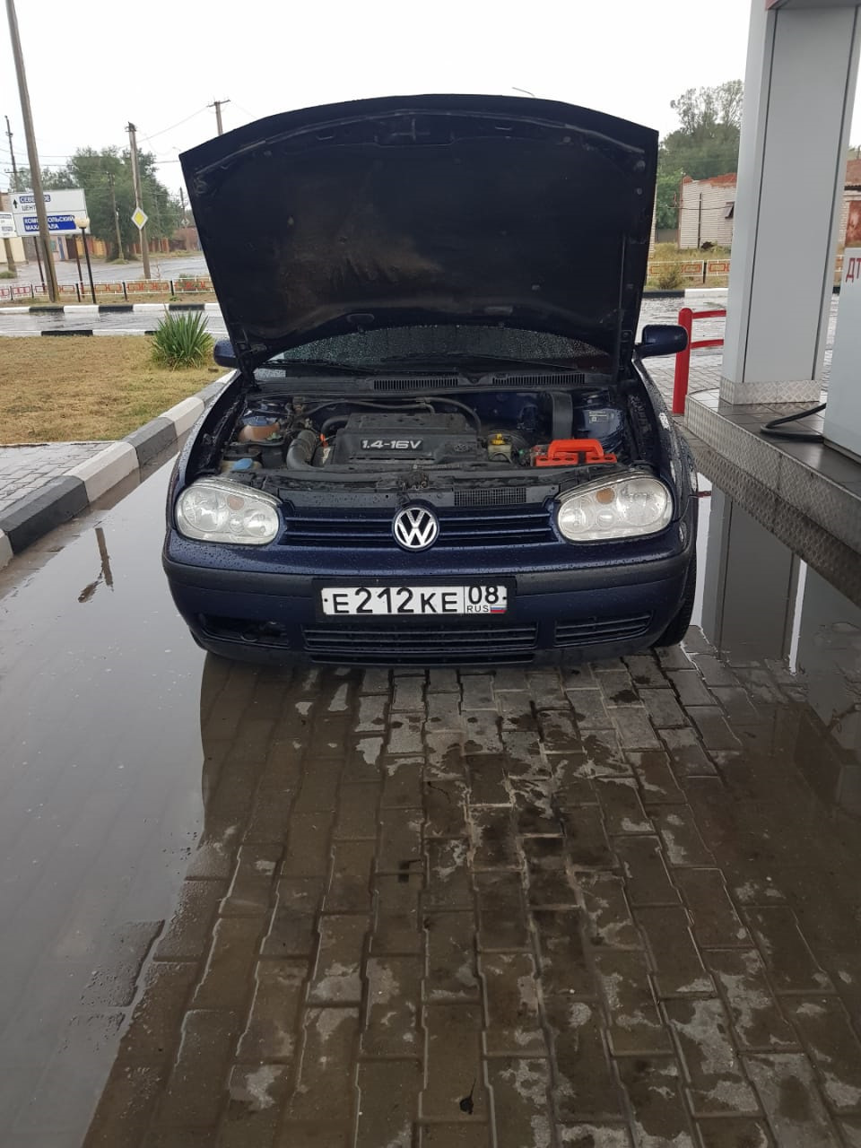 Почему же, почему же, мой гольф не любит лужи))) — Volkswagen Golf Mk4, 1,6  л, 1999 года | поломка | DRIVE2