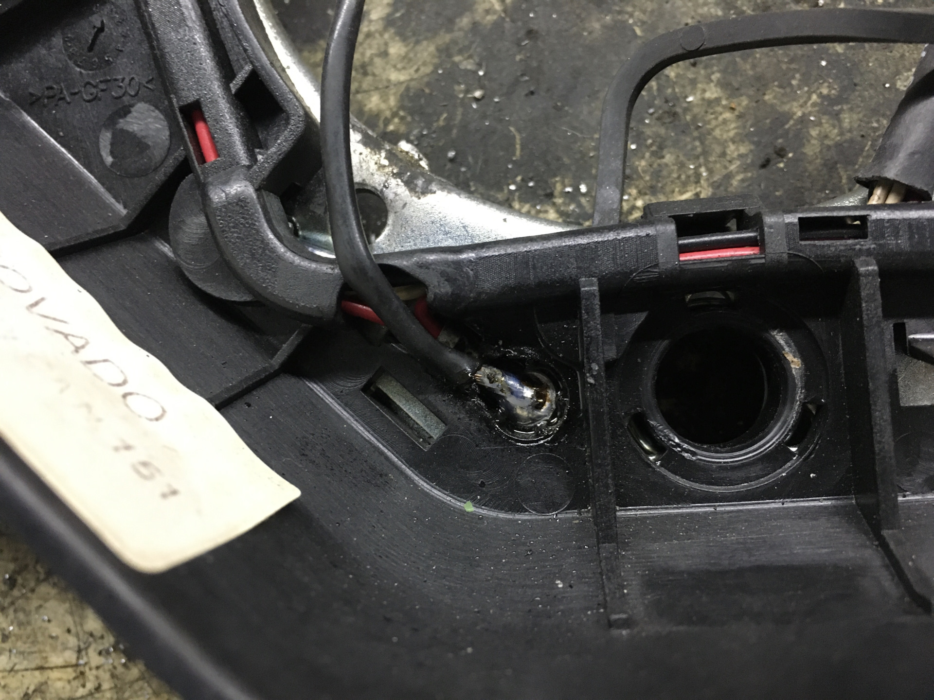 Подключение клаксона в руле от S60 — Volvo S70, 2,5 л, 1997 года ...