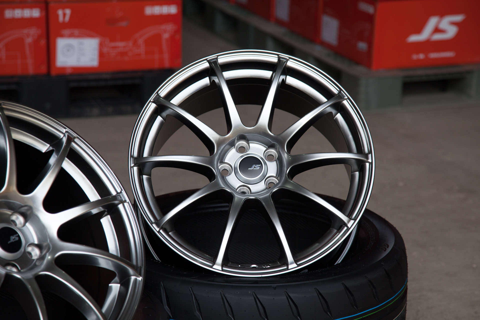 Hyper 17. Диски Advan RS 8j r17. Advan RS r17 5x100 8j. Advan RS r17 4x100. Advan RS Rapid.