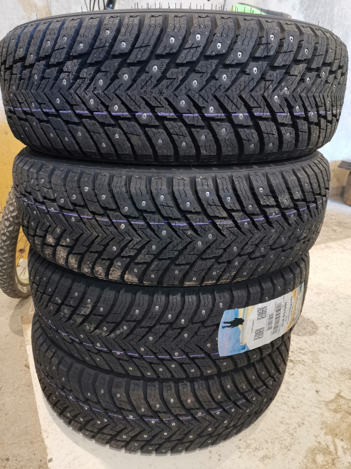 Nokian hakkapeliitta 10p. Nokian Hakkapeliitta 10p SUV. Nokian Tyres Hakkapeliitta 10p. Нокиан хакапелита 10. Nokian Tyres Hakkapeliitta 10p SUV.