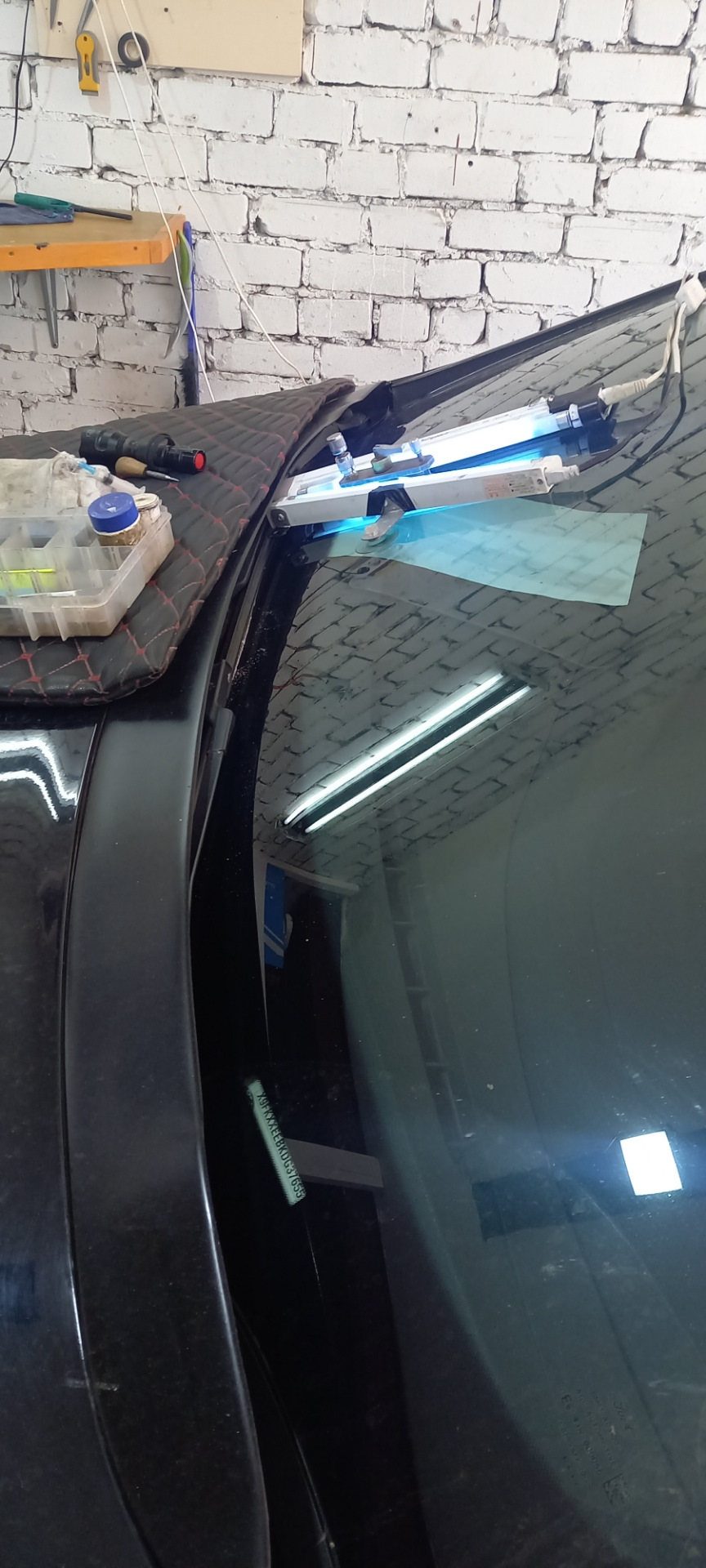 Удаление сколов на лобовом и тонировка задних фар — Ford Focus III ...