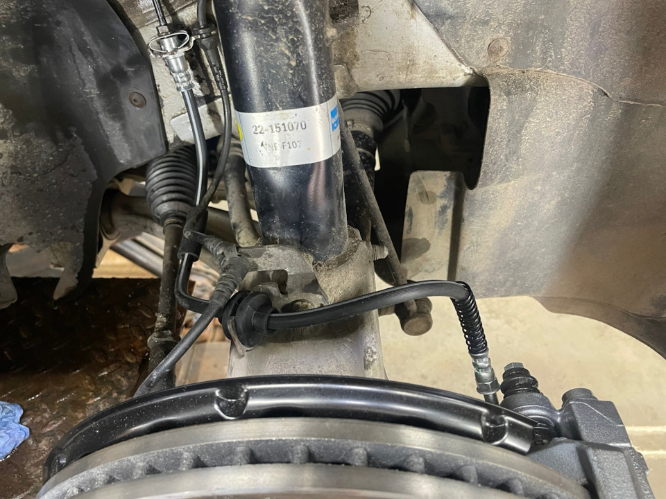 Теперь всё ок! — Volkswagen Passat Variant (B6). Запчасти на фото: 22151070