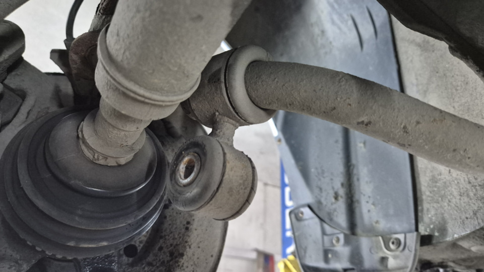 Старая стойка стабилизатора — Datsun mi-Do