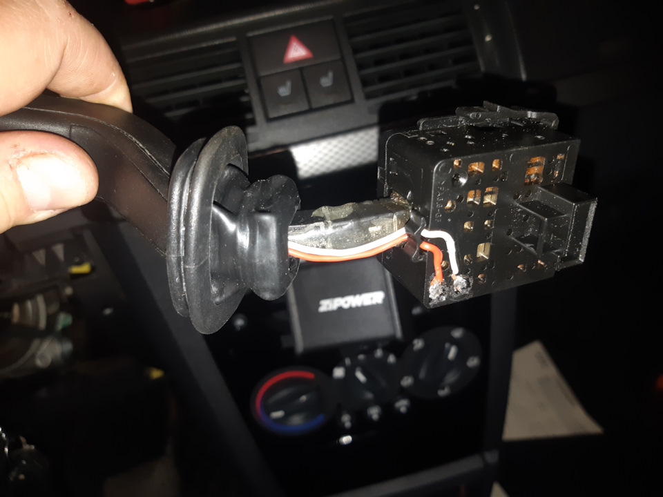 Клеим-паяем — Opel Meriva (A)