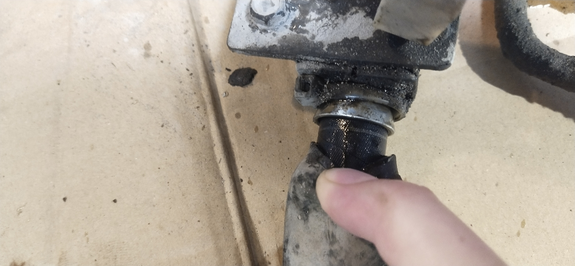 Замена шланга высокого давления ГУР. — Nissan Murano II, 3,5 л, 2011 ...