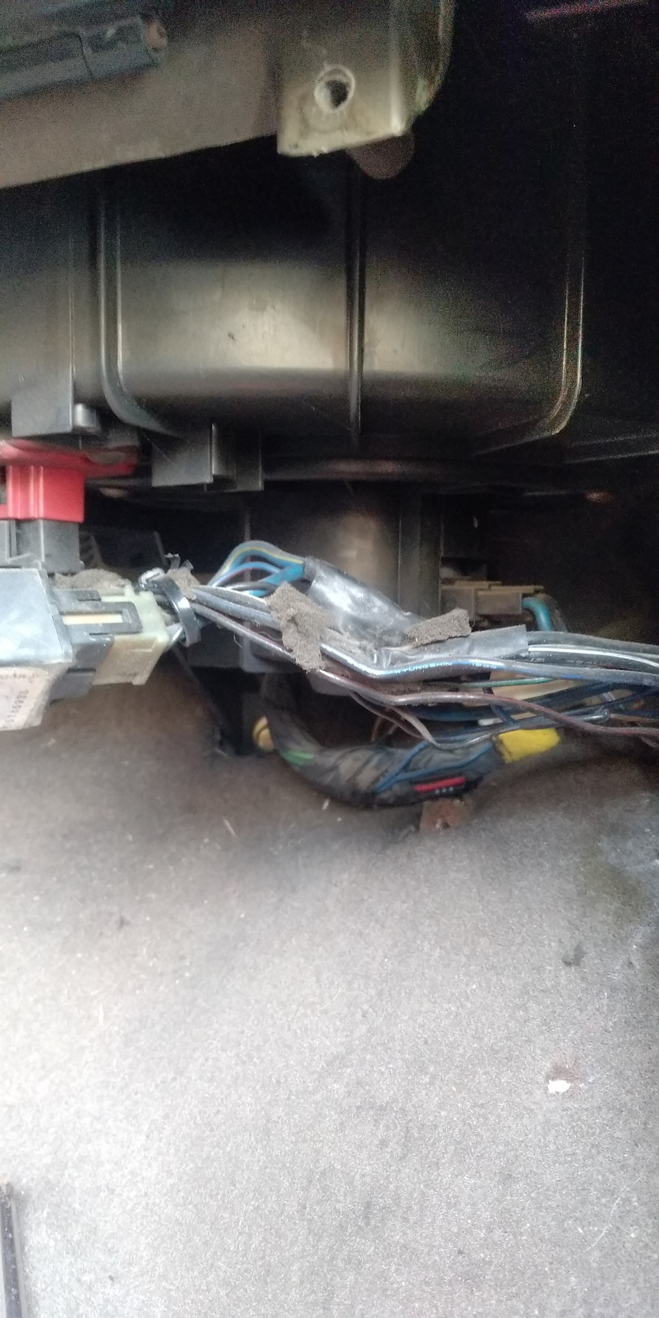 Вентилятор печки — Hyundai Starex (1G), 2,5 л, 1999 года | наблюдение ...