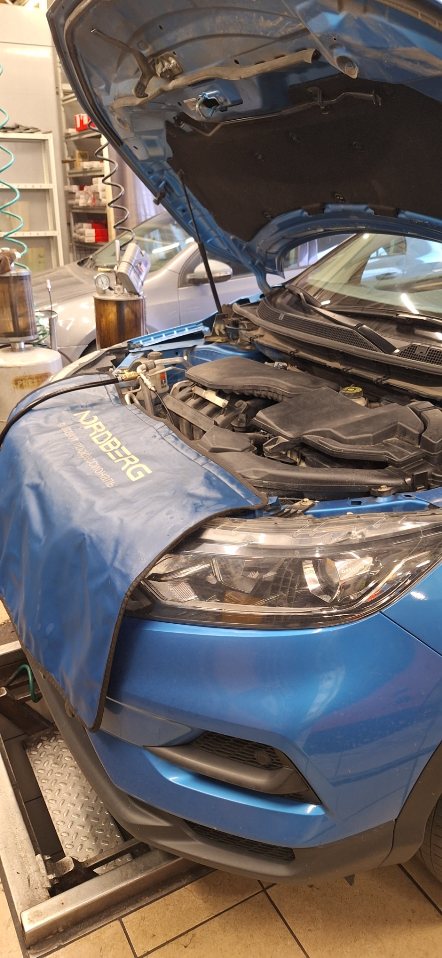 Фото в бортжурнале Nissan Qashqai (2G)