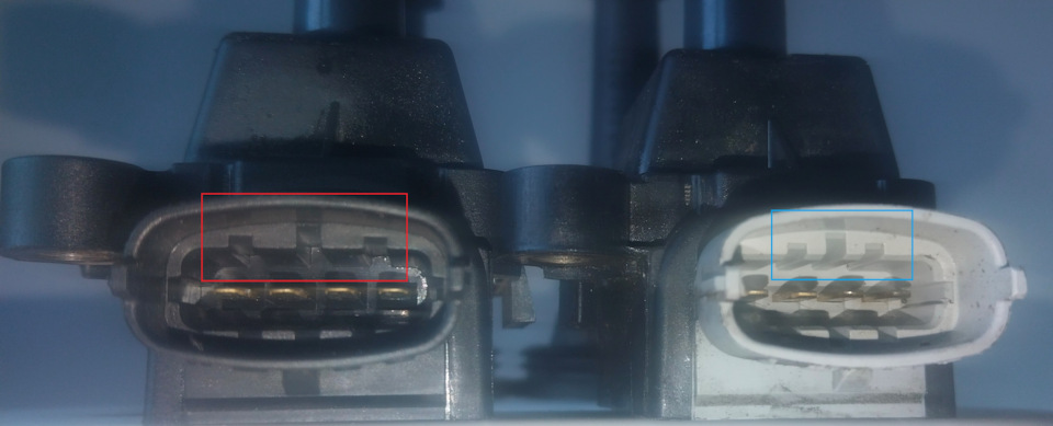 Слева 30713416, справа 30713417 — Volvo S80 (2G). Запчасти на фото: 30713416, 30713417