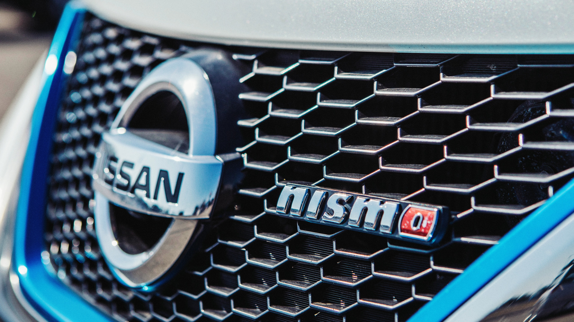 NISSAN NOTE クリスタルアイ CRYSTALEYE NISSAN NOTE NISMO Modified TAS2022 - クリスタル