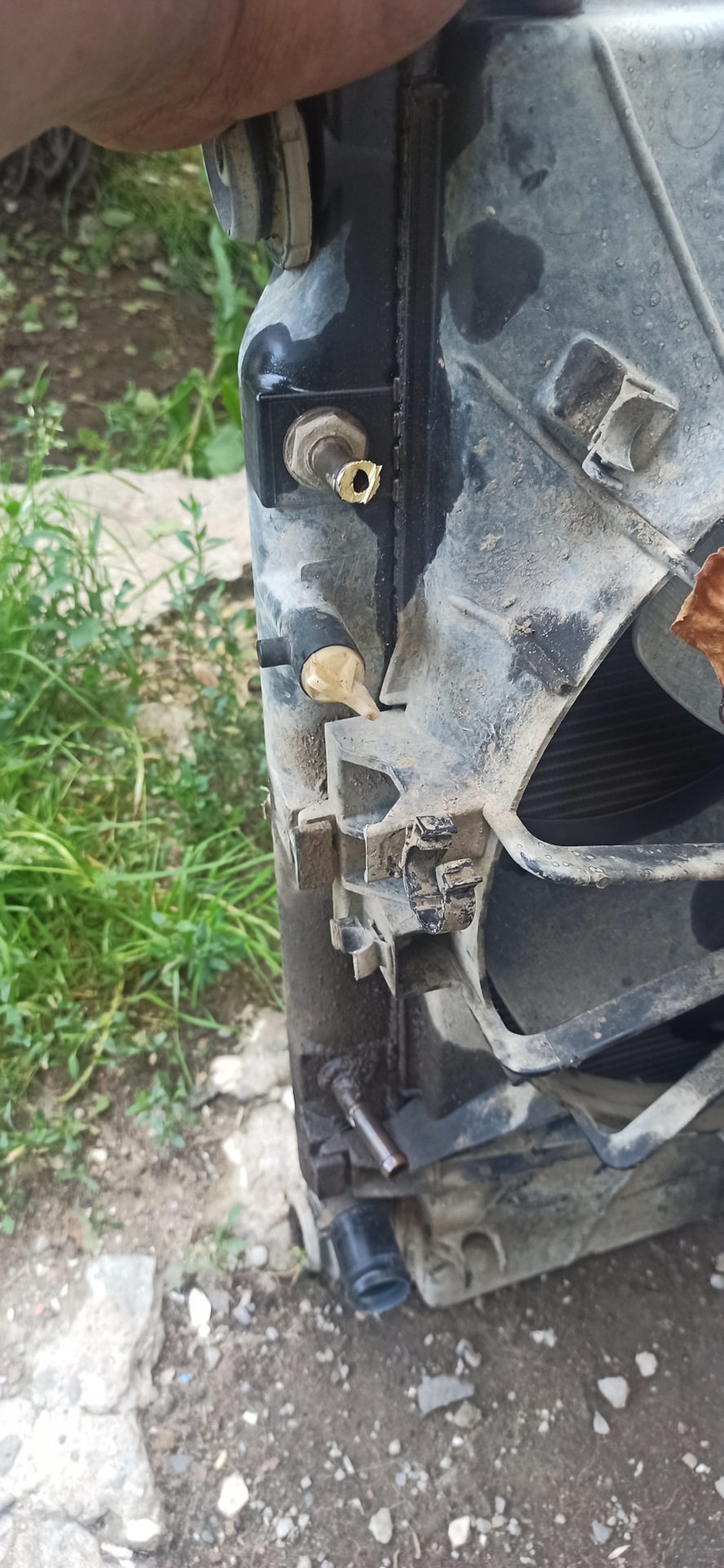 Замена ноуската — Mazda Demio (2G), 1,3 л, 2006 года | своими руками ...