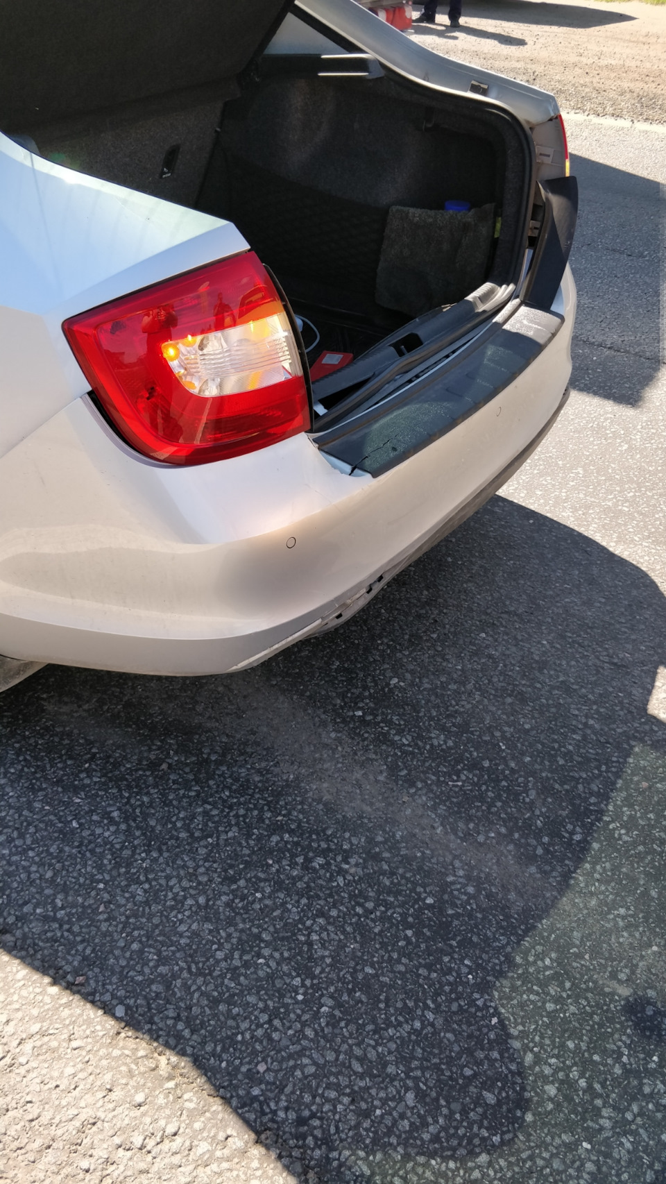 Ищу кузовной ремонт в СПб. — Skoda Rapid (1G), 1,6 л, 2016 года | ДТП ...