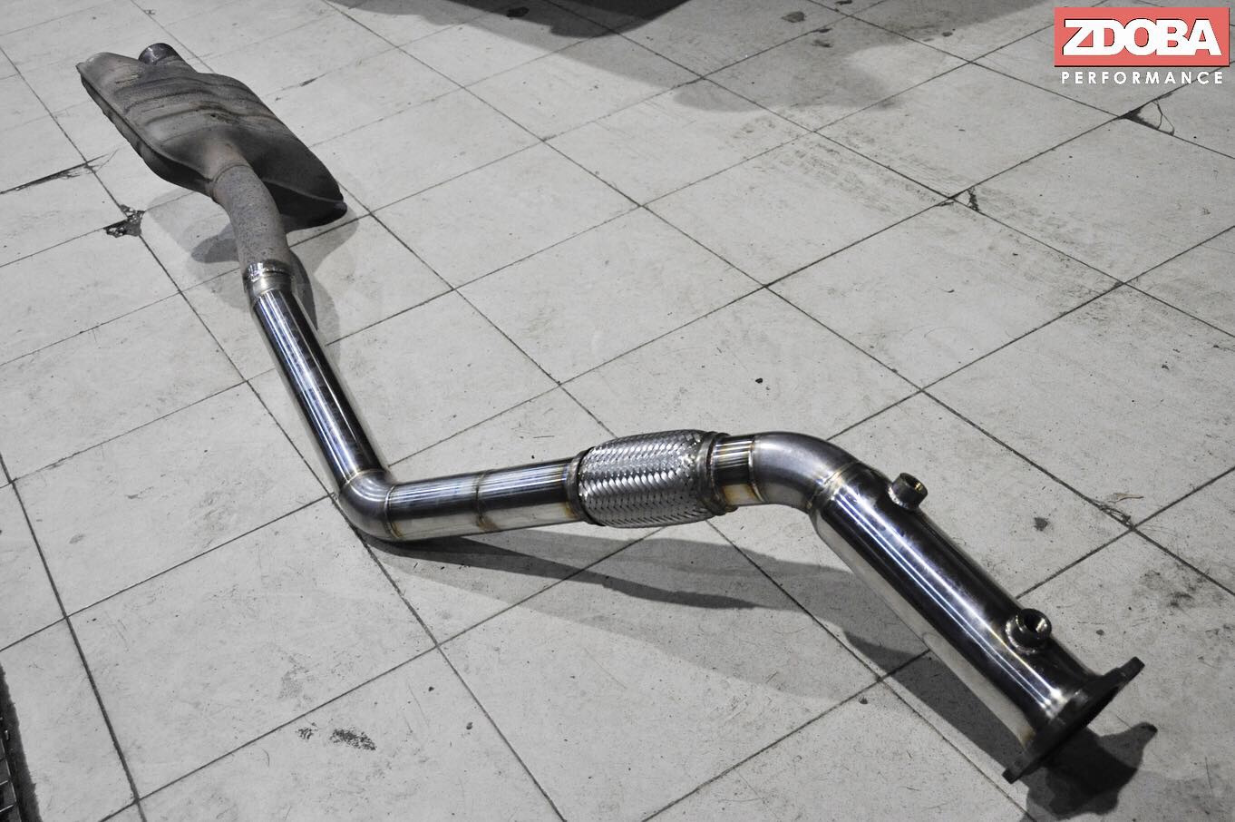 Audi A5 8T 2.0 TFSI 211 HP (CAEB, CDNC) Изготовление Downpipe, Чип ...