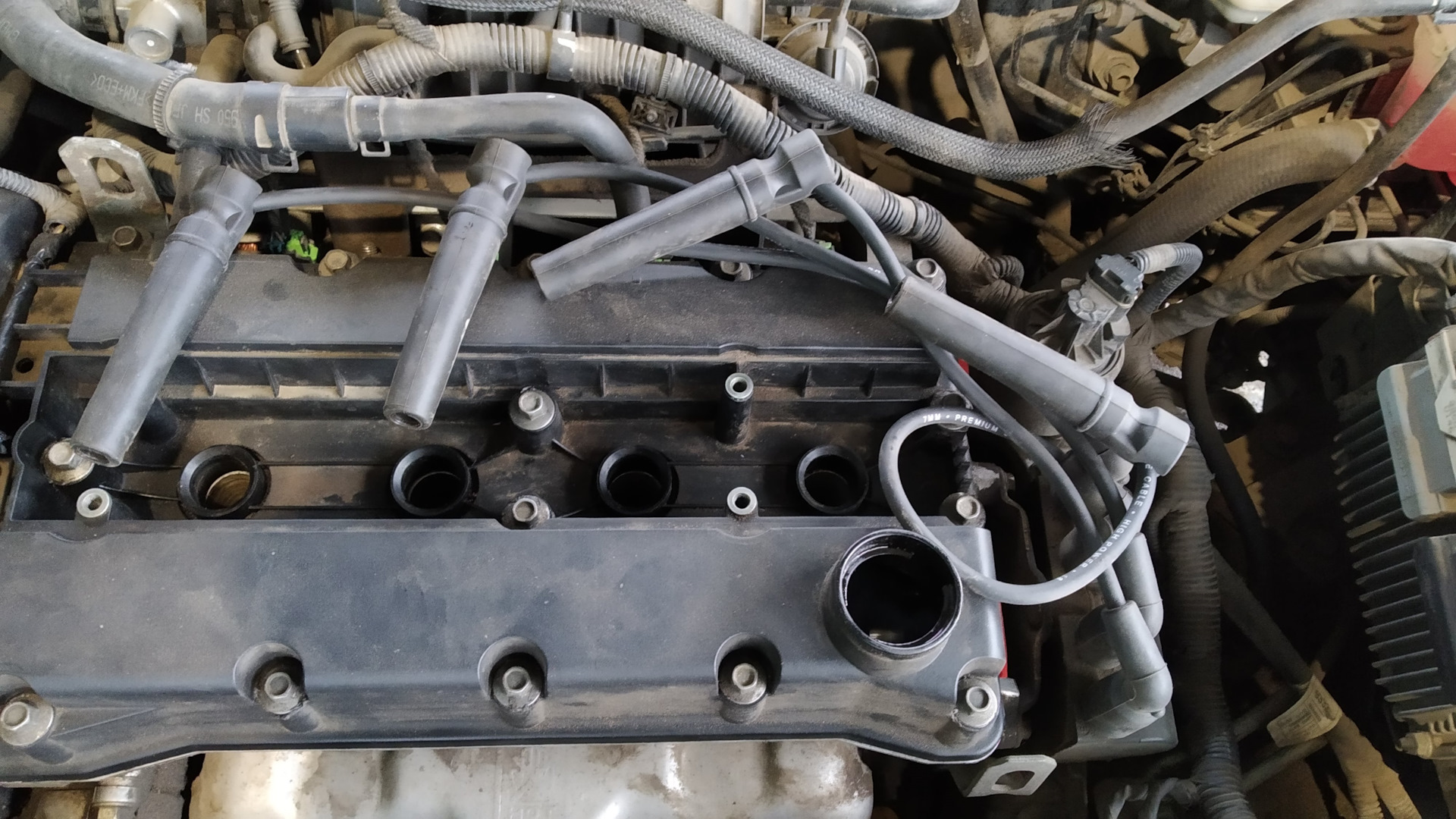 Замена прокладки клапанной крышки двигатель f16d3 — Chevrolet Cruze (1G ...