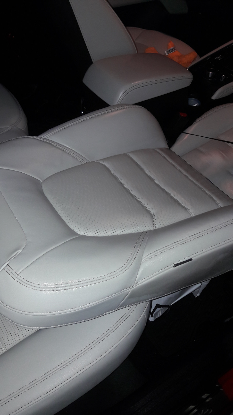 Покрытие кожаного салона кварцевой керамикой Gyeon Leather — Mazda CX-5 ...