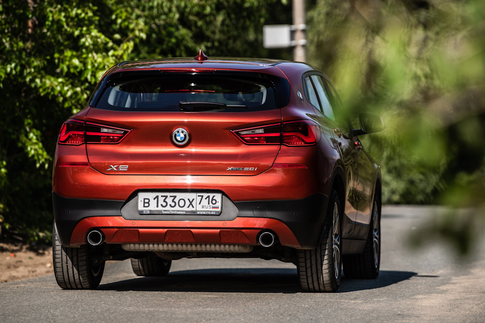 BMW x2 Brown