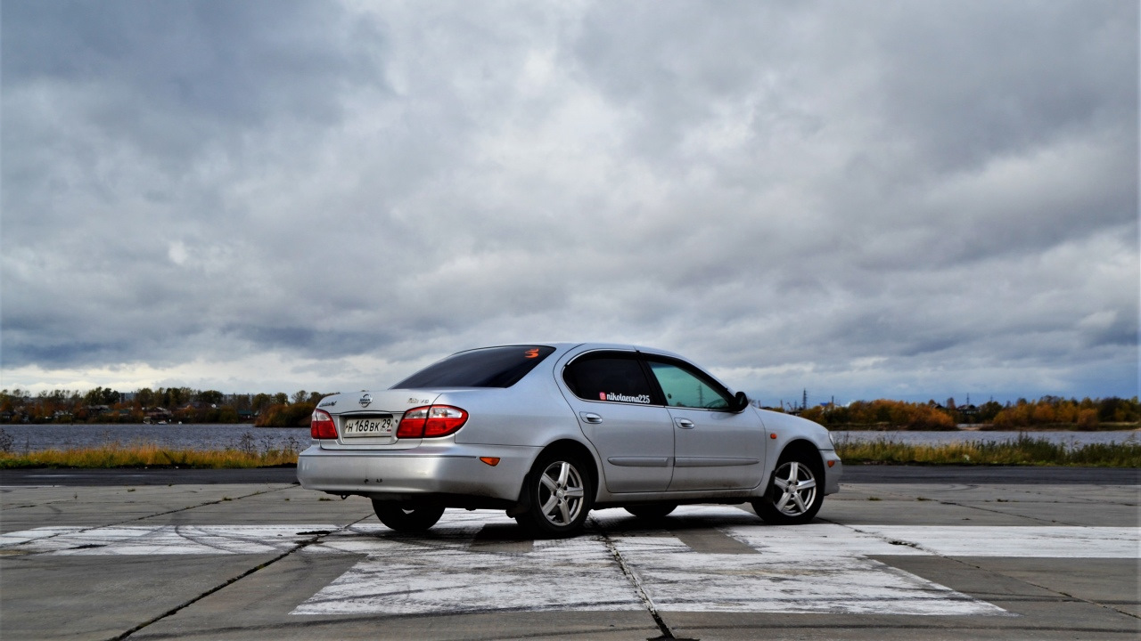 Nissan Maxima QX (A33) 2.0 бензиновый 2001 | V6 Silver シルバー на DRIVE2