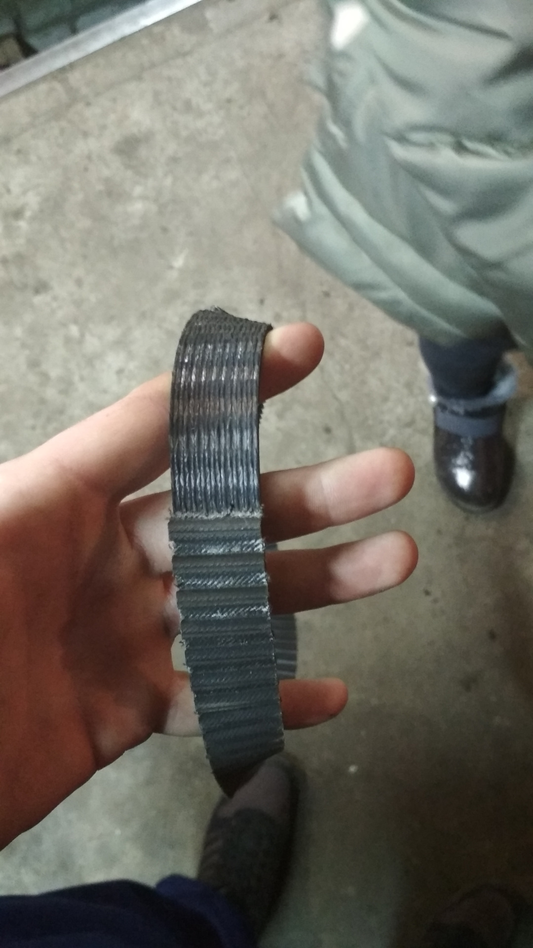 Замена герметика клаппаной крышки — Lada Приора седан, 1,6 л, 2007 года ...