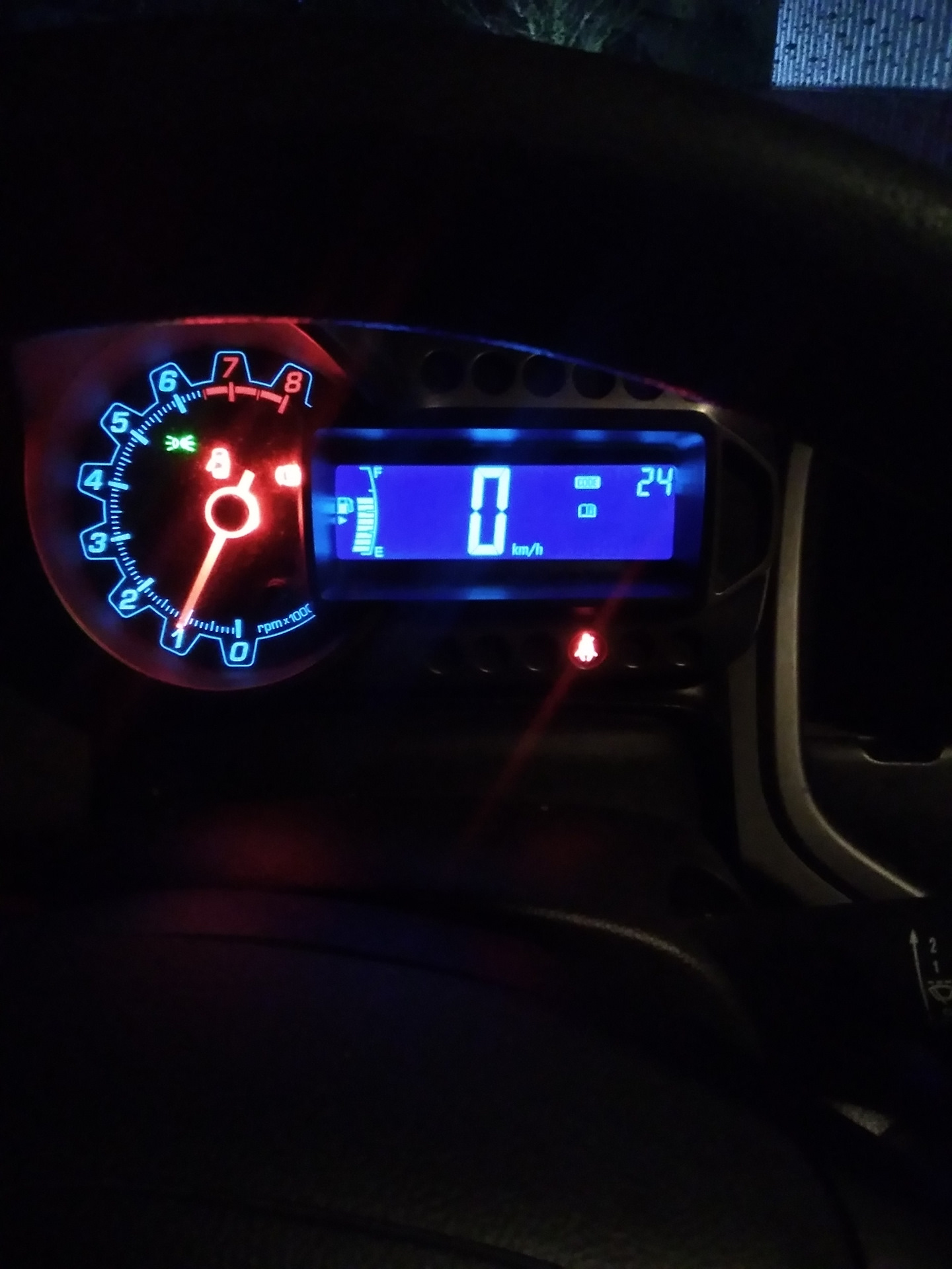 Код 24 шевроле т300. Шевроле Авео ошибка 24. Шевроле Авео т300 ошибка 24