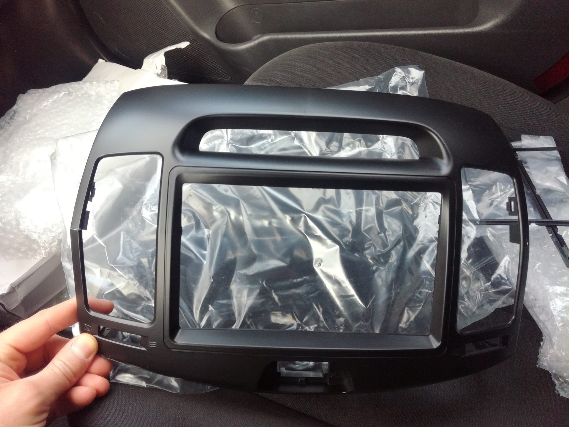 Установка процессорной магнитолы pioneer — Hyundai Elantra (4G), 1,6 л ...