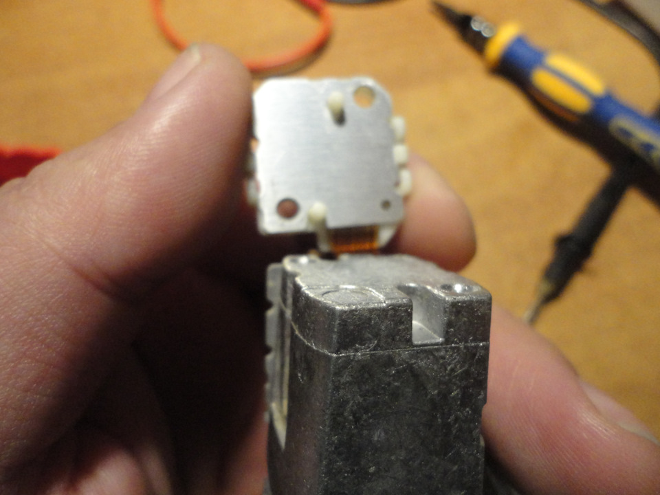 Втулка на рулевую рейку — Mazda 6 (2G), 2,5 л, 2010 года | запчасти ...