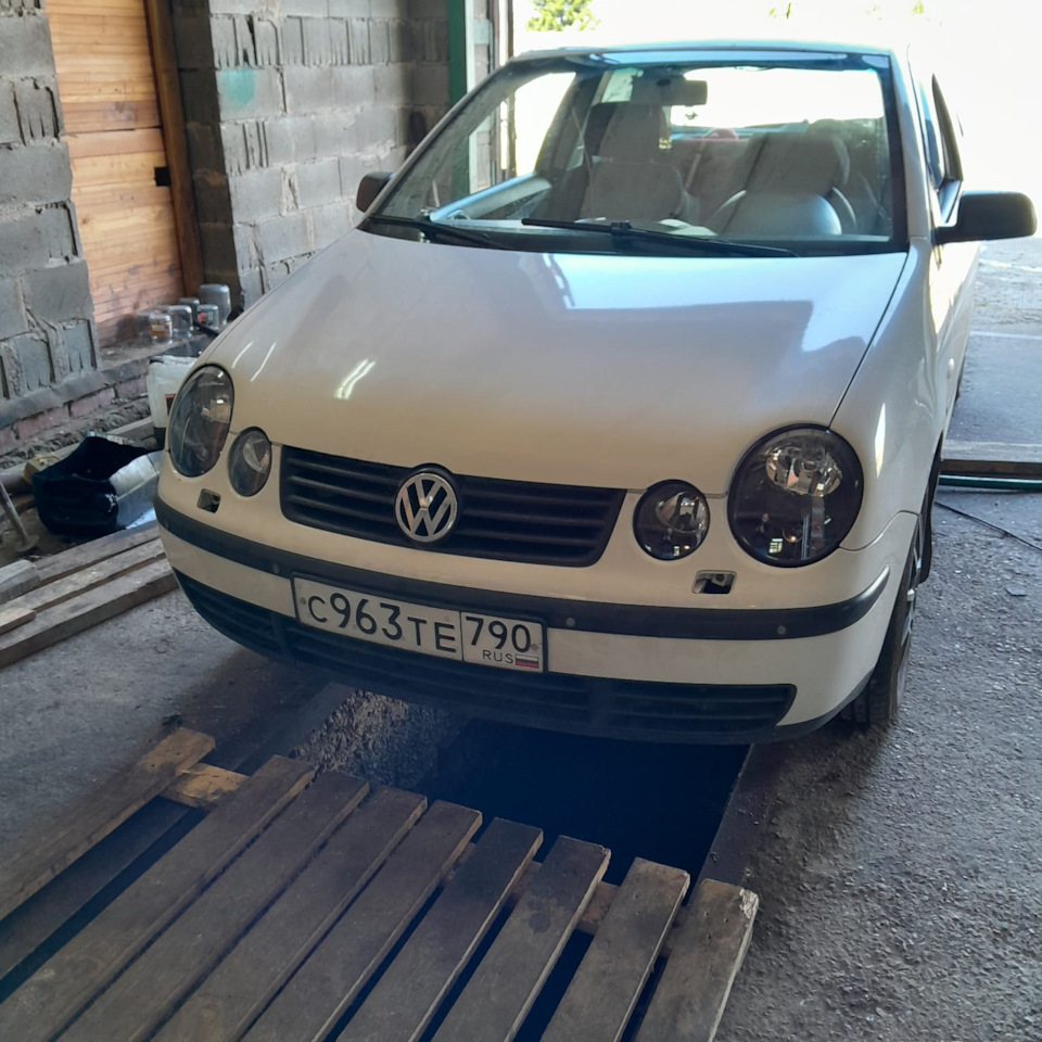 Маски фар DEPO в черный цвет — Volkswagen Polo Mk4, 1,4 л, 2003 года |  стайлинг | DRIVE2