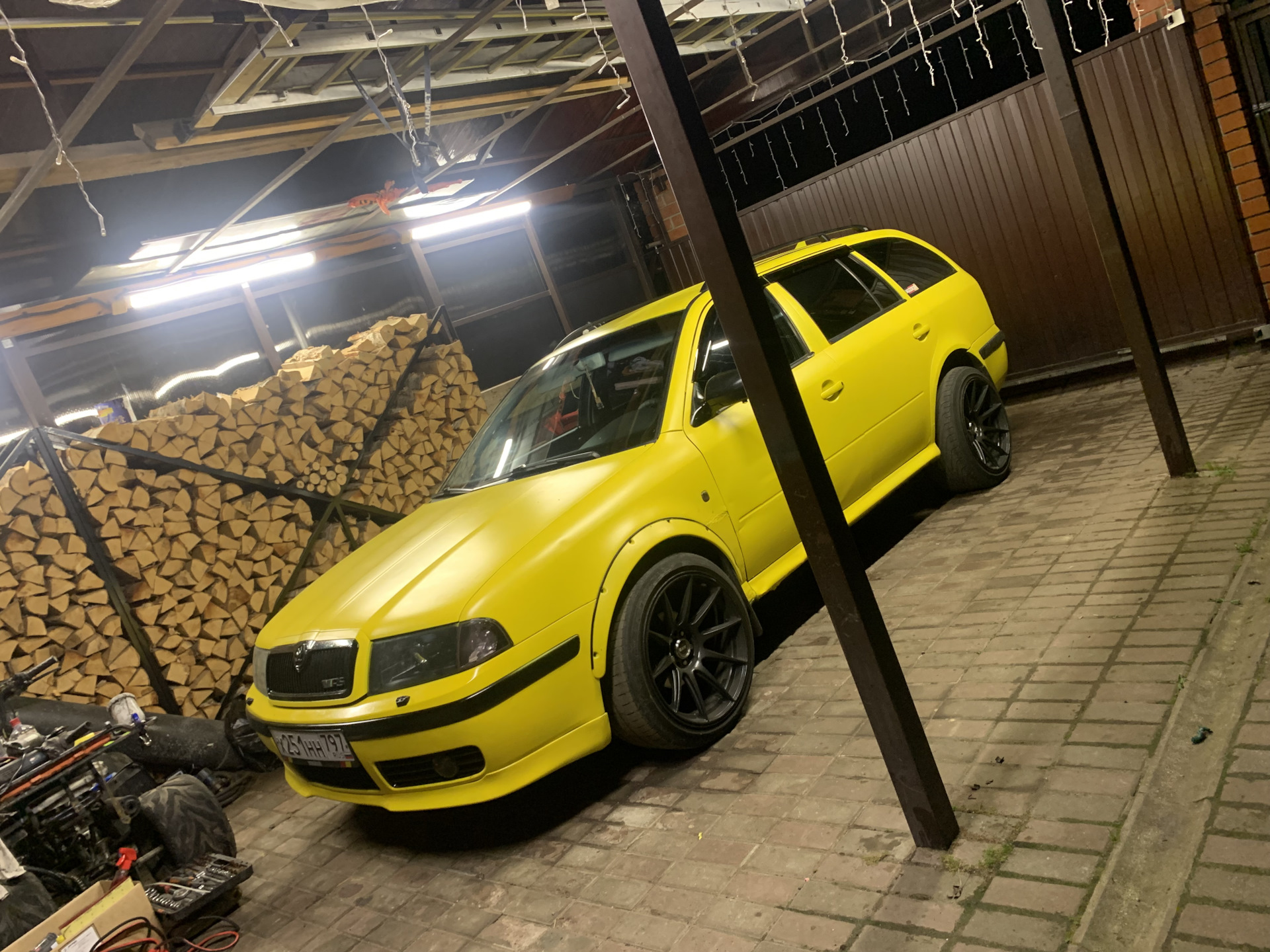 Желтая Октавия Тур — Skoda Octavia A4 Mk1, 1,6 л, 2003 года | стайлинг ...