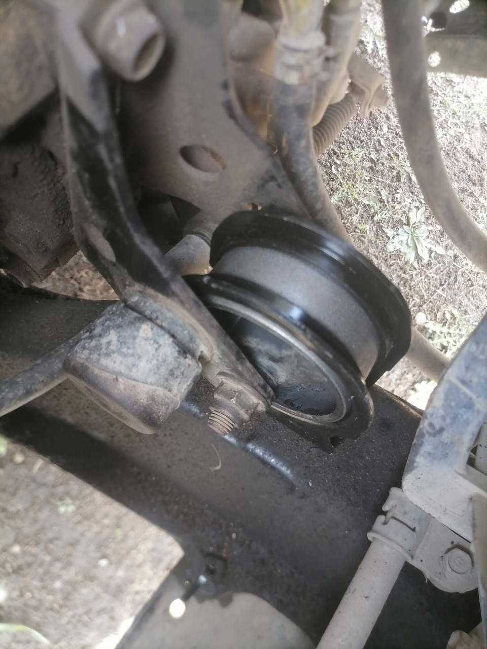 #19. Подушки двигателя. — Toyota Carina ED (3G), 2 л, 1994 года ...