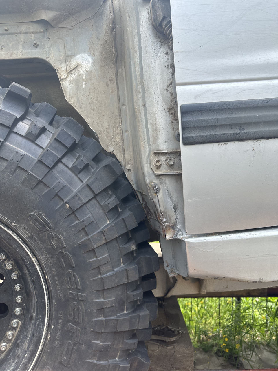 Увеличение колесных арок — Suzuki Escudo (2G), 1,6 л, 1997 года ...