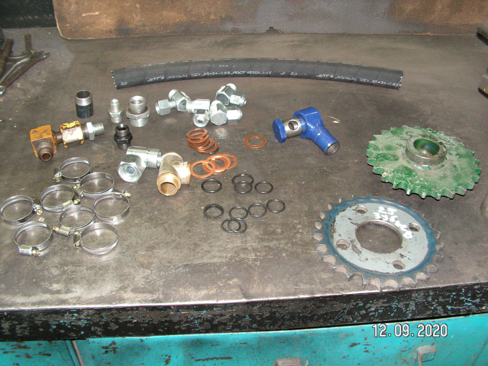 Фото в бортжурнале Самодельный минитрактор