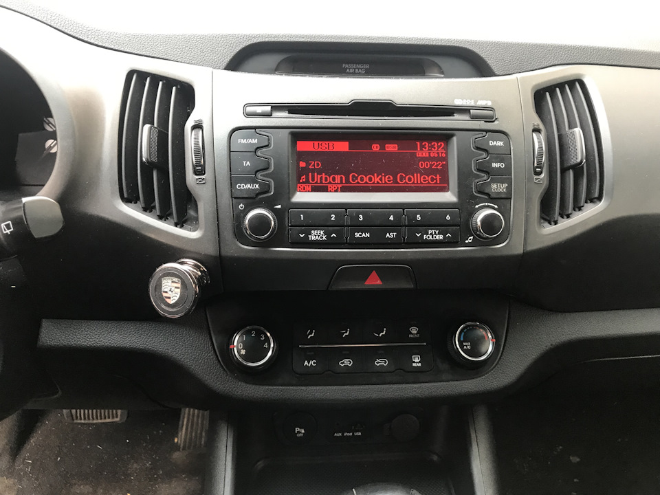 Новая музыка — KIA Sportage (3G), 2 л., 2012 года | автозвук | DRIVE2