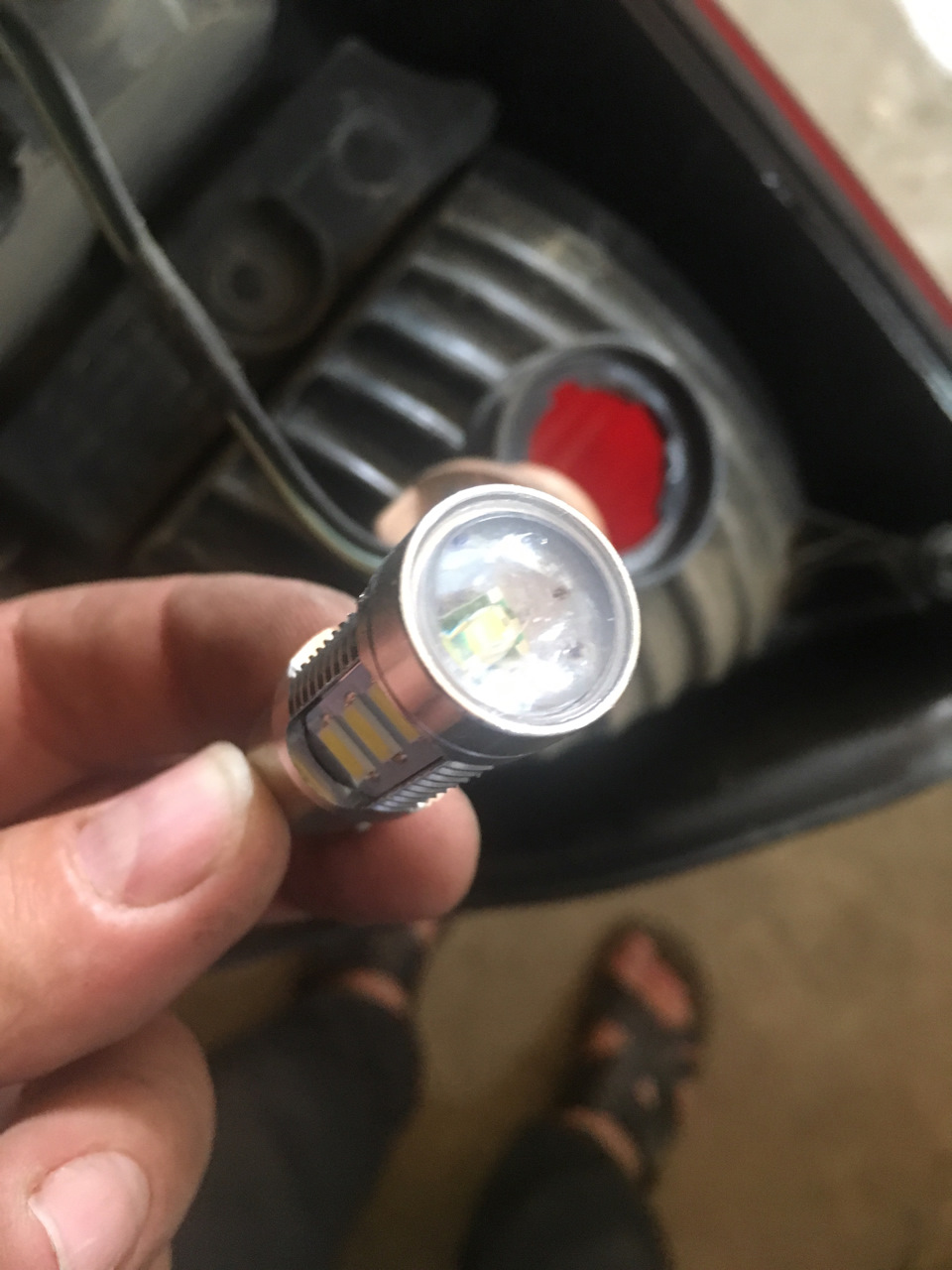 лампы желтые в поворотники с обманкой.