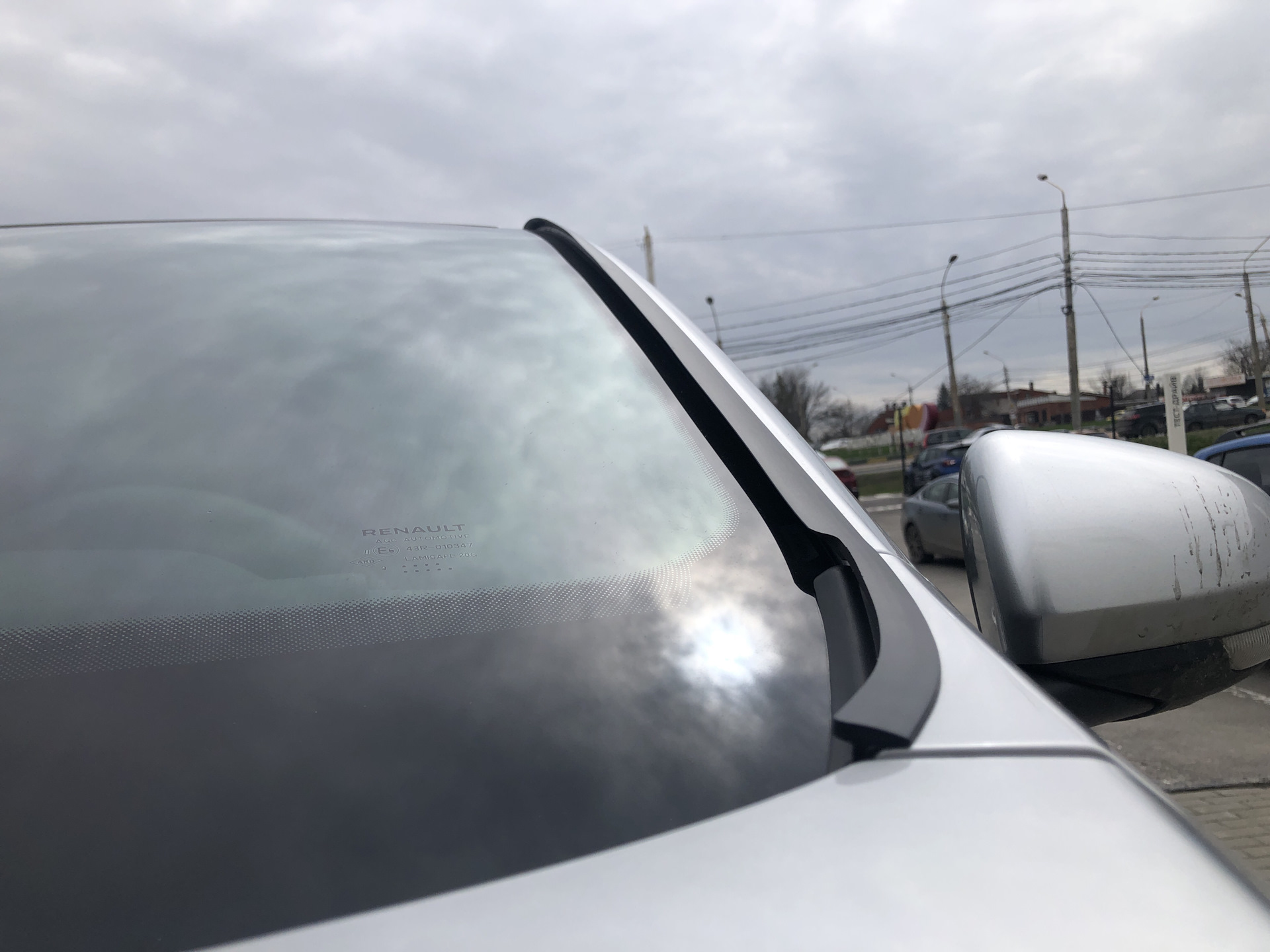 Дефлектор лобового стекла — Renault Arkana, 1,3 л, 2019 года ...